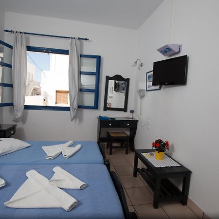 Dilion Hotel Парікія Екстер'єр фото