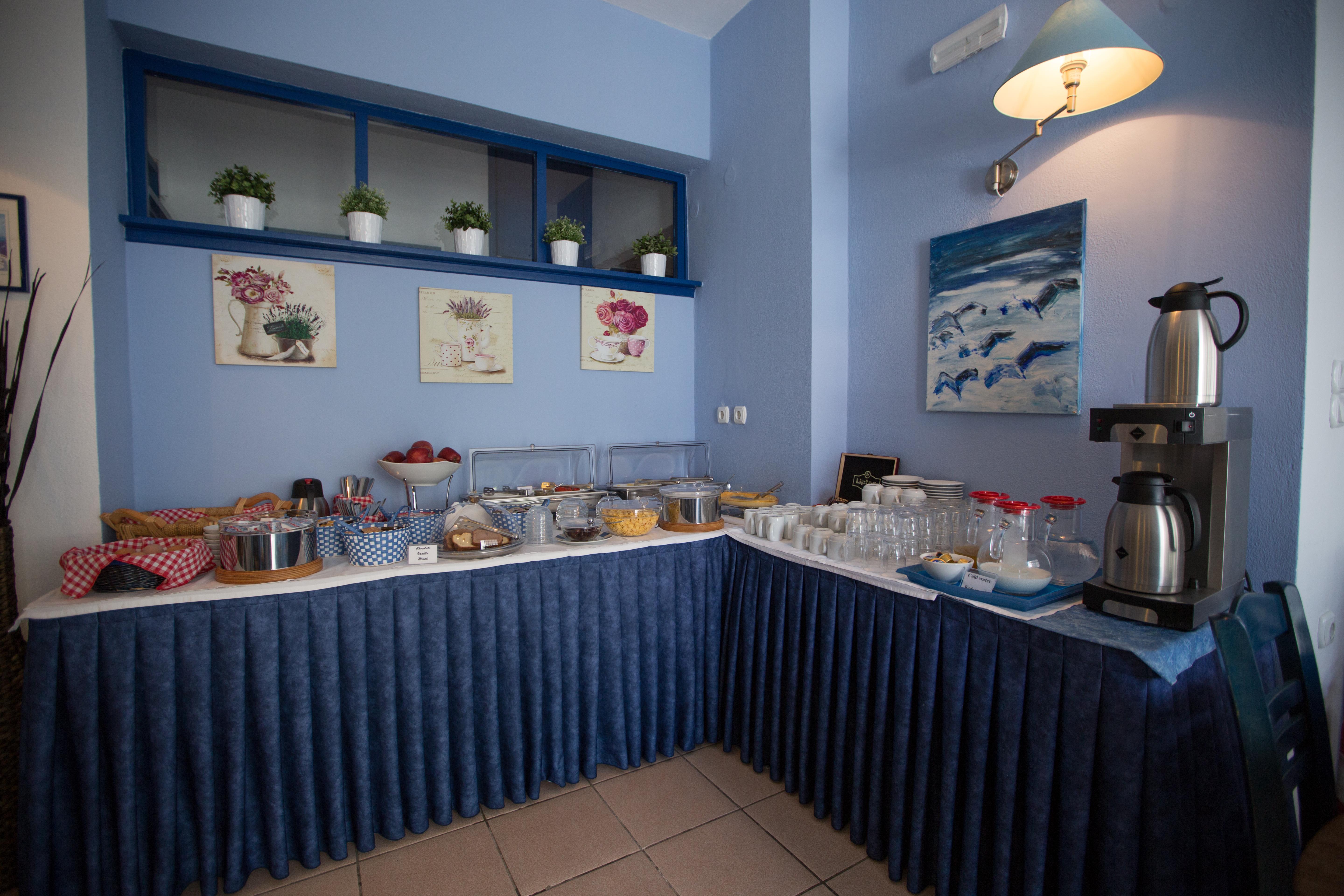 Dilion Hotel Парікія Екстер'єр фото
