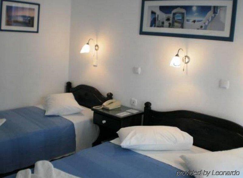 Dilion Hotel Парікія Номер фото